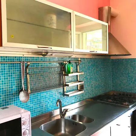 House Azzurra * Λεβάντο